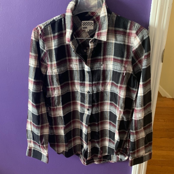 Three flannels - Picture 3 of 3